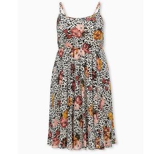 TORRID LIGHT STONE GREY LEOPARD FLORAL CHIFFON MIDI DRESS
